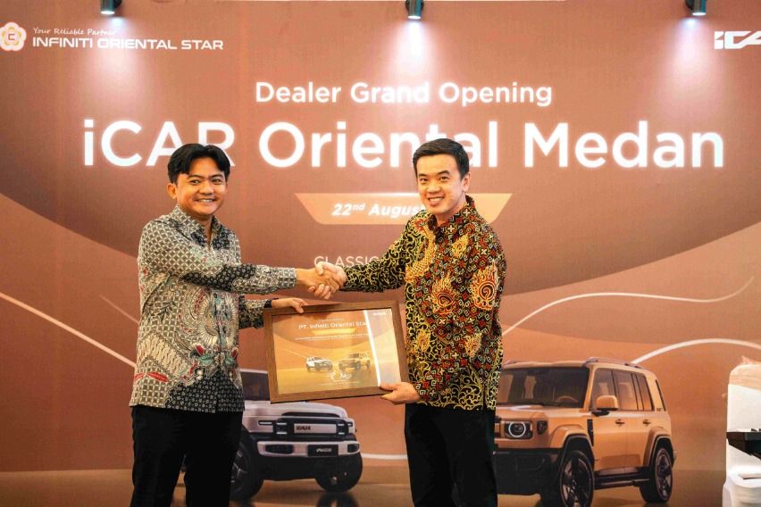iCAR Medan City Store.
