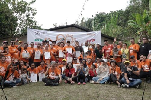 Innova Community Rayakan HUT ke-20, Satukan 105 Kijang Innova dari 18 Chapter