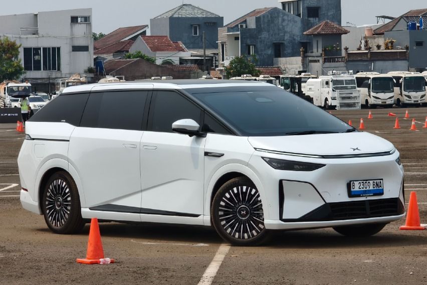 Xpeng New X9
