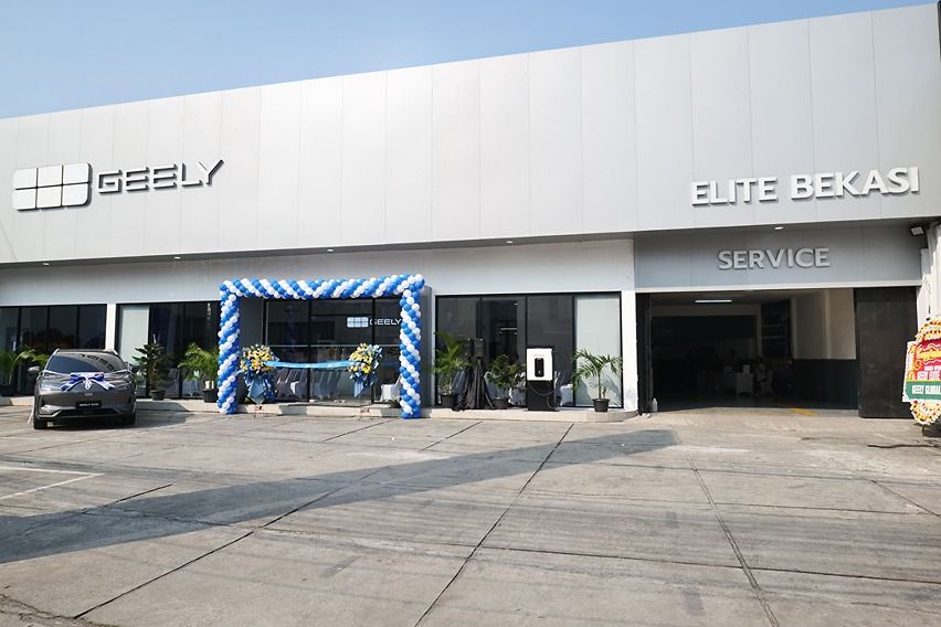 Diler resmi Geely di Bekasi