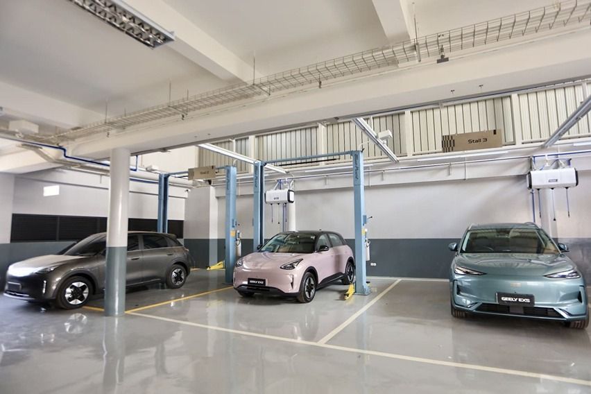Diler resmi Geely di Jabodetabek. 
