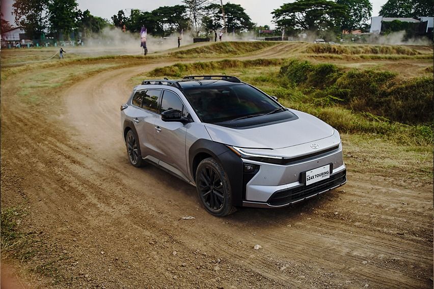 Test drive Toyota bZ4X Touring. 