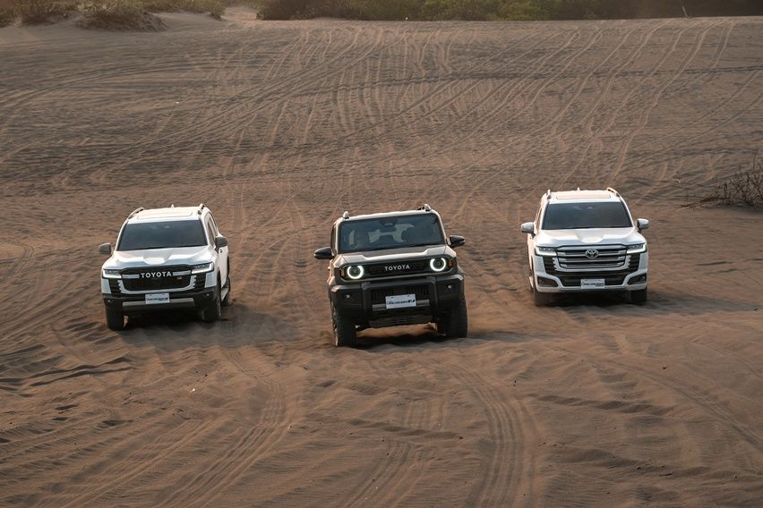 Toyota Land Cruiser FJ. 