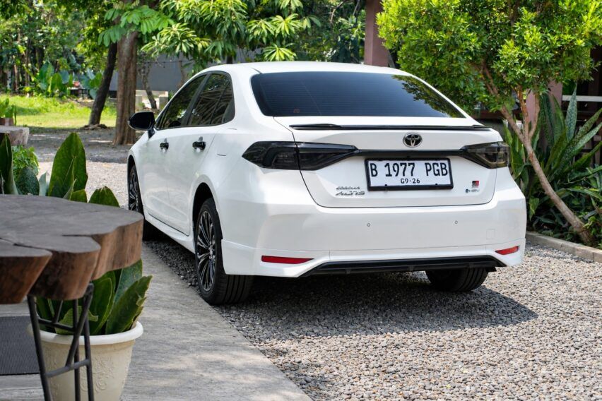 Toyota Corolla Altis HEV GR-S 2026.