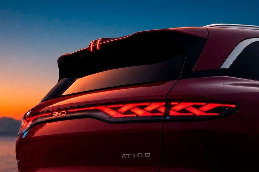 BYD Atto 8