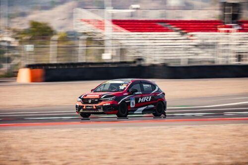 Honda Racing Indonesia Sapu Lima Gelar Juara Nasional Balap Turing di Mandalika