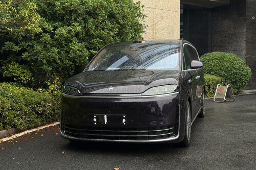 Luxeed V9 Siap Masuk Indonesia, MPV Mewah EREV Bertenaga 520 HP