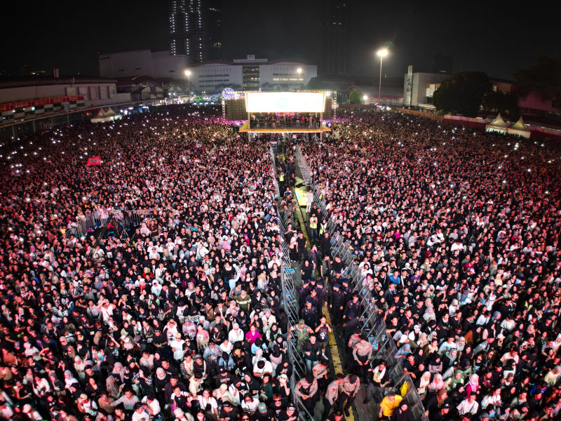 Penonton konser di Big Bang Festival 2025. 
